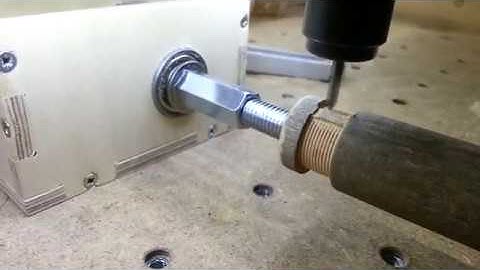 PoorMans4thAxis Test with LinuxCNC