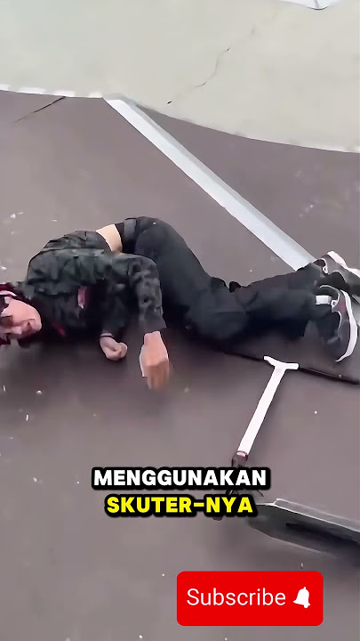 Gagal Atraksi, Tangan Pria Ini Patah di Tempat! 😱 #skuter #gagalatraksi #cedera