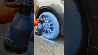 There’s something satisfying about these snow foam sprayers 🔥 #detailing #satisfying #shorts