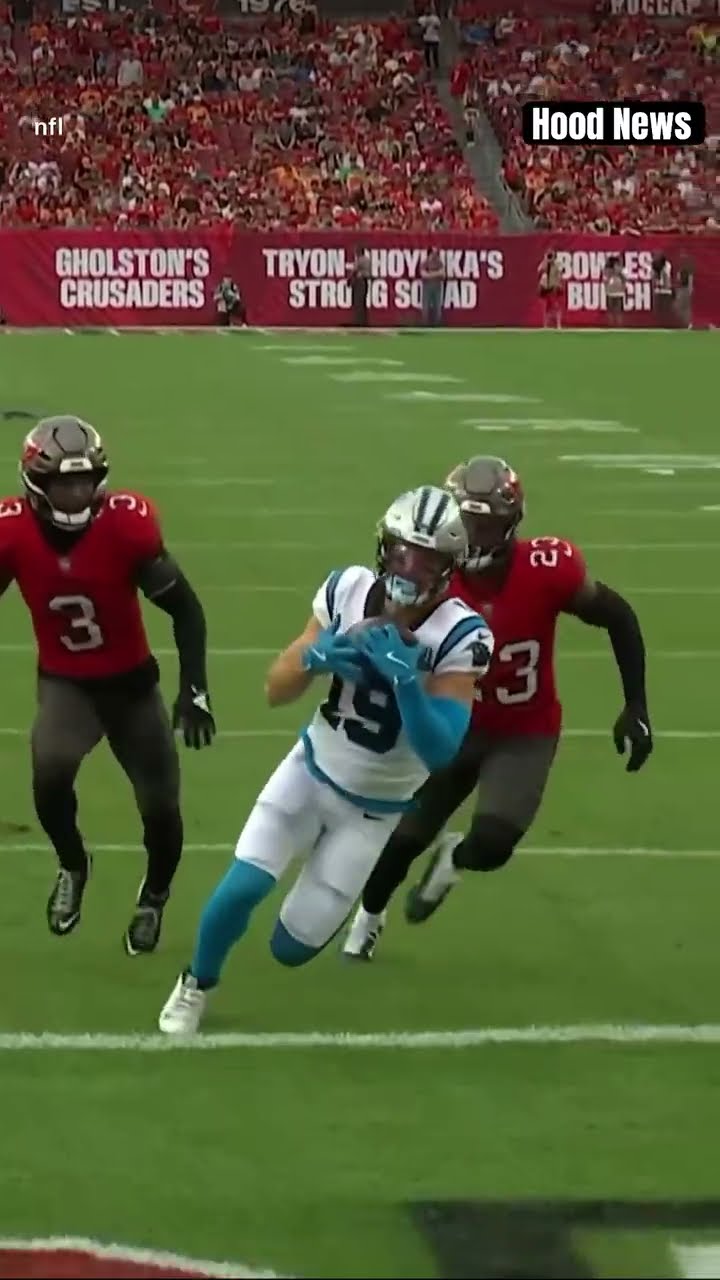 Caught over the shoulder #hoodnews #bryceyoung #AdamThielen #touchdown #football #omg #how #wow #TD