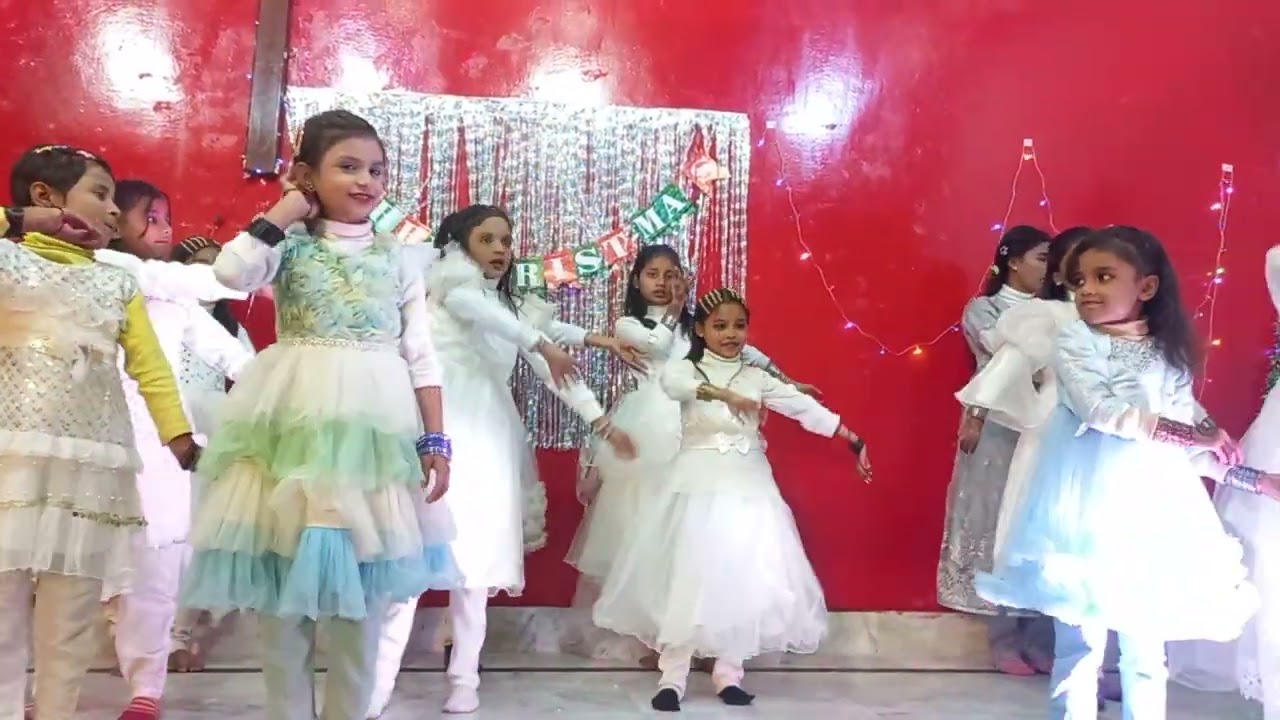 Christmas tableo  24 night 2025