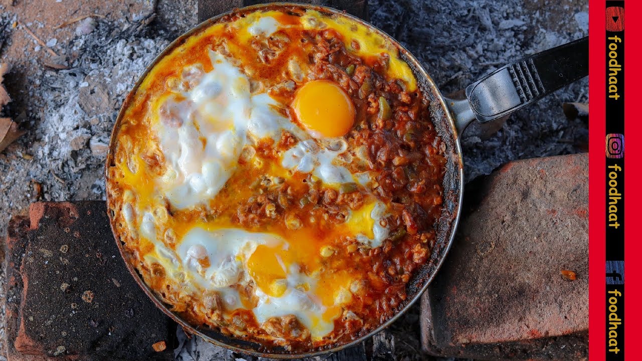 Shakshuka Recipe Eggs In Tomato Sauce Eggs Poached In Spicy Tomato