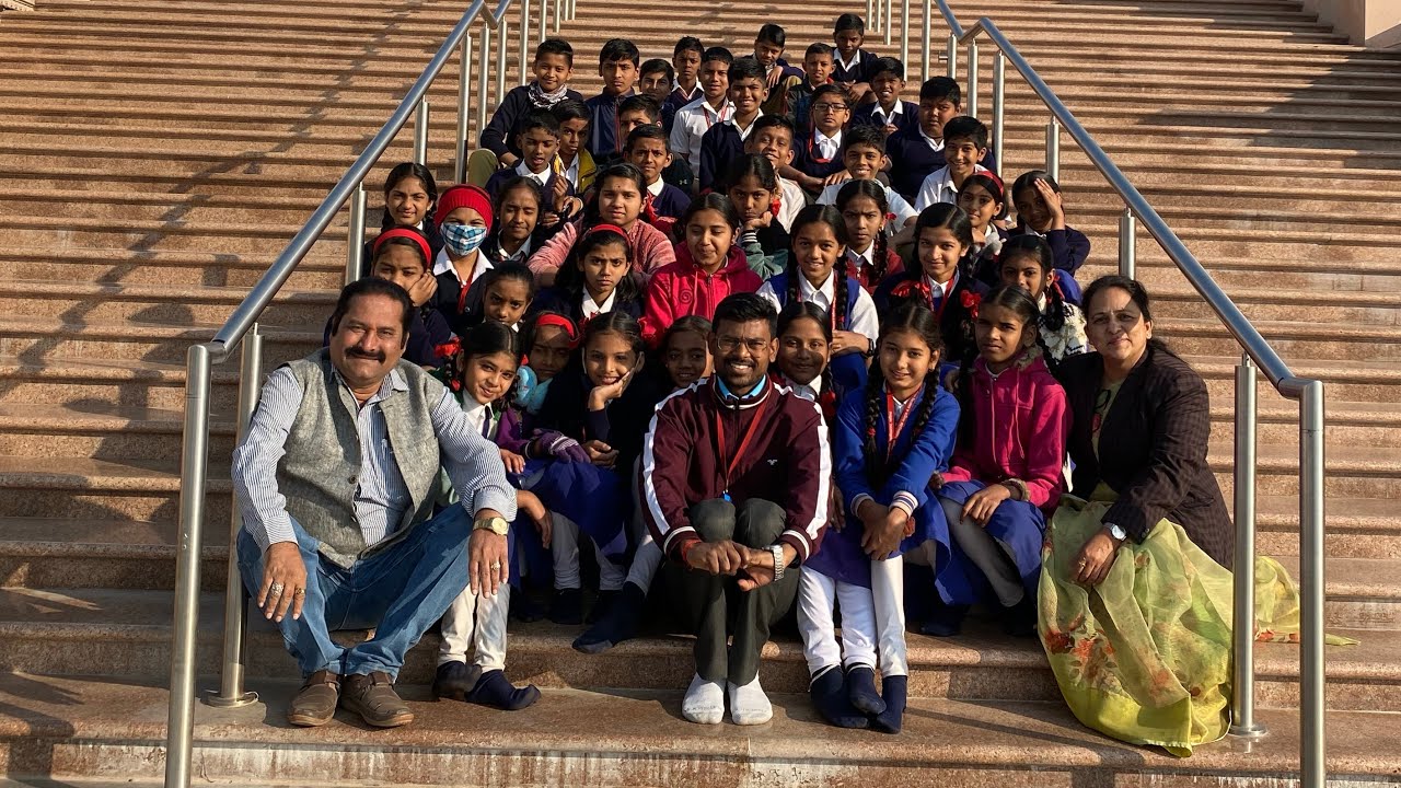 श्रीराम विद्यालयाची श्री स्वामीनारायण मंदिरास क्षेत्रभेट…! 🙏🏻