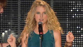 Video thumbnail of "Taylor Swift - Picture To Burn (CMA Music Festival, 2008)"