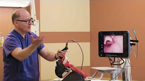 Video Laryngoscopy with a Mac-Style Blade Demonstr...