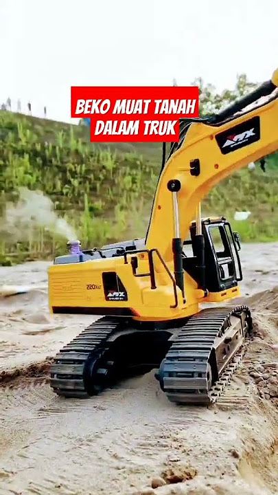 Beko Muat Pasir Ke Dalam Truk#shorts #truck #beko #excavator
