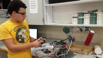 VEX 5-axis fully articulated armbot demonstration