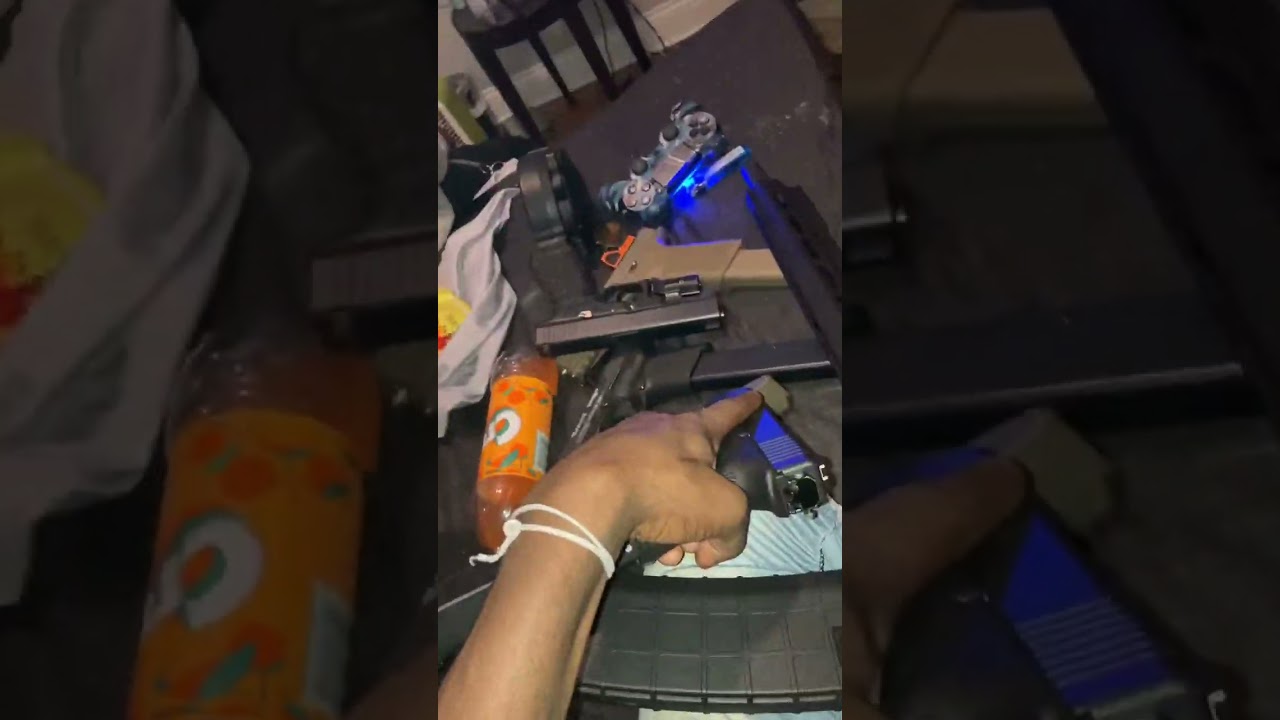 Tonton What u Grabbing? #Safetyfirst di YouTube Tonton What u Grabbing? #Safetyfirst di YouTube