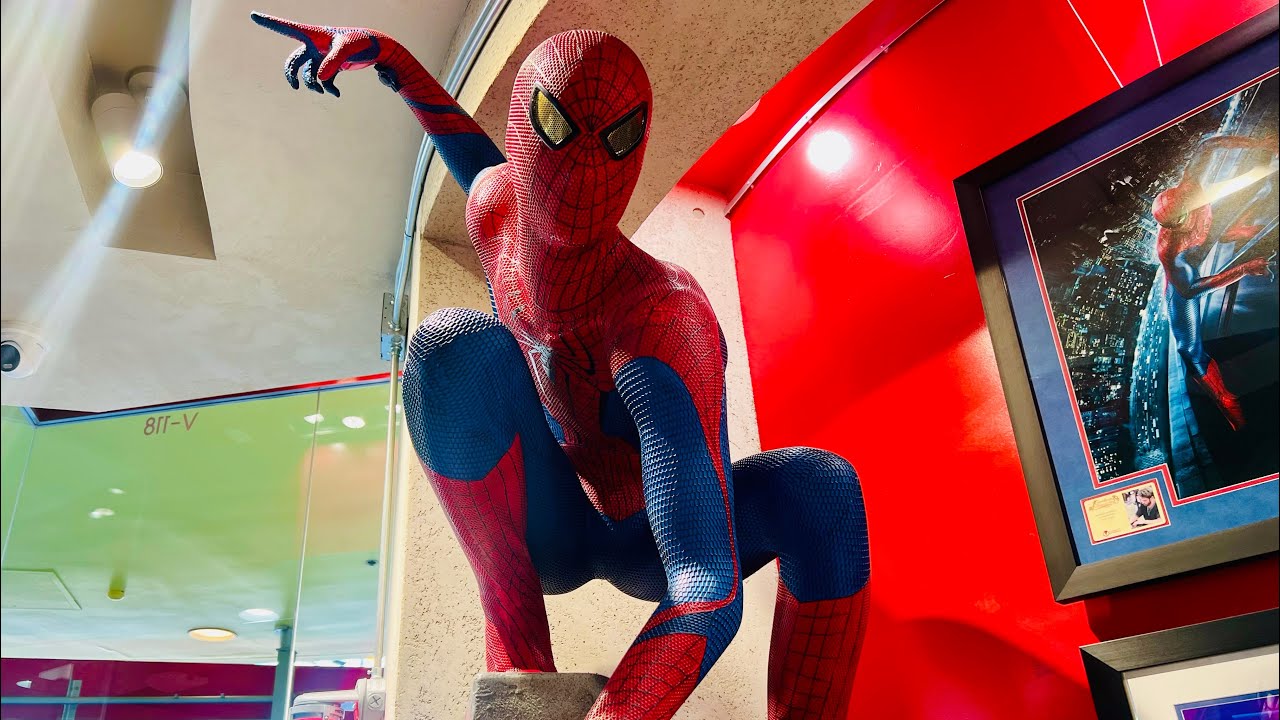 New Celebrity Authentics Hollywood Store At Universal Citywalk