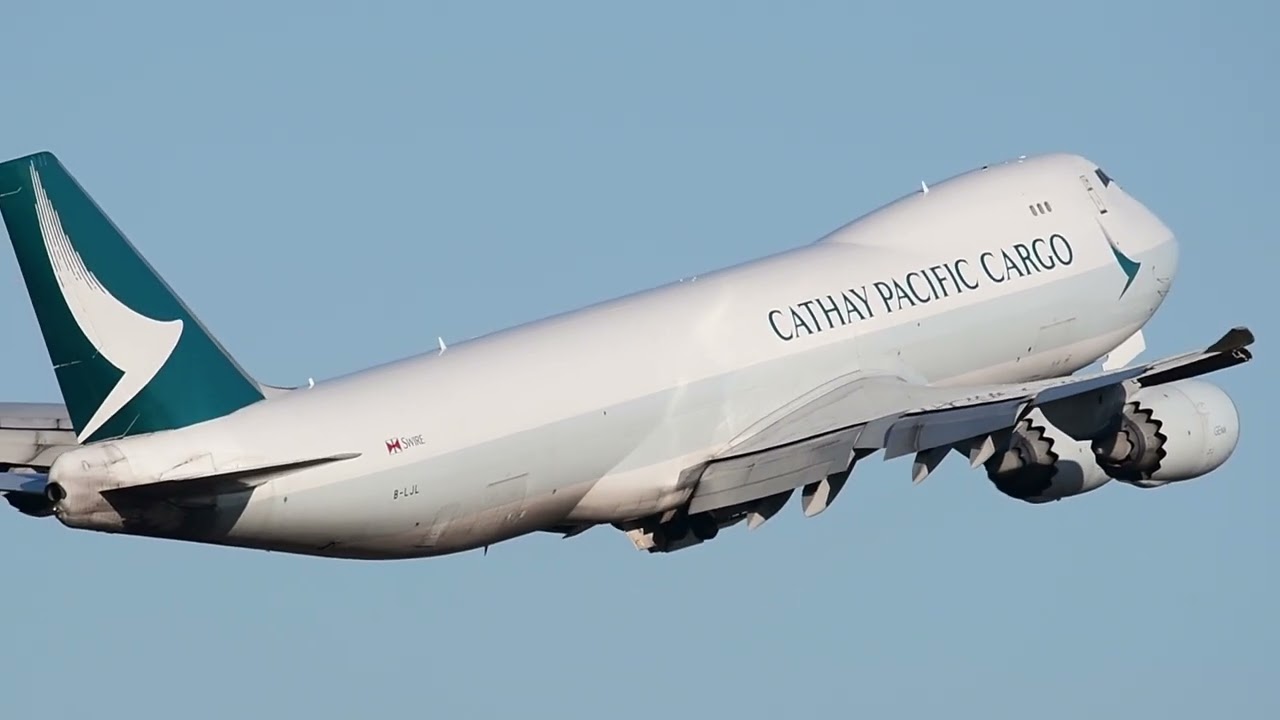 Cathay Pacific Cargo 747-8F takeoff Houston IAH - YouTube