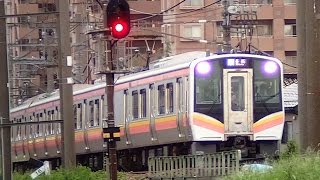 115系とE129系のすれ違い　455Mと448M　信越線