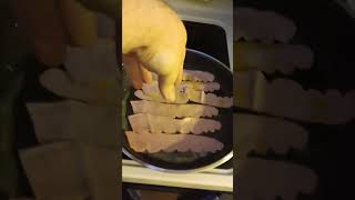 Getting high on Turkey Bacon!@kiwitapes @SmokeyMcC A Catholic with a Baptist