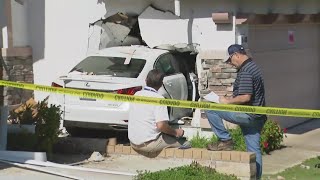 Driver launches car into side of Mira Mesa home