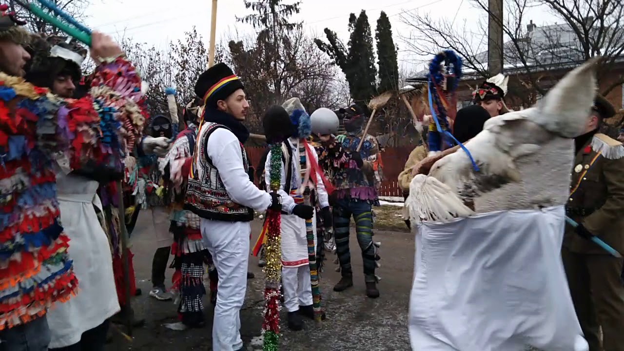 Tradiții și obiceiuri Popricani 2018-2019 Struțul de la Popricani