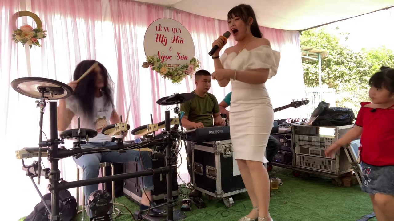 Yêu em dài lâu-cha cha-remix”-cover”(drum thiên tài)nữ CaSĩ múp rụp háy quẩy cực đã-quả mông gợi cảm