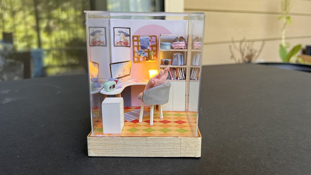 DIY Miniature Dollhouse Kit, World of Creativity