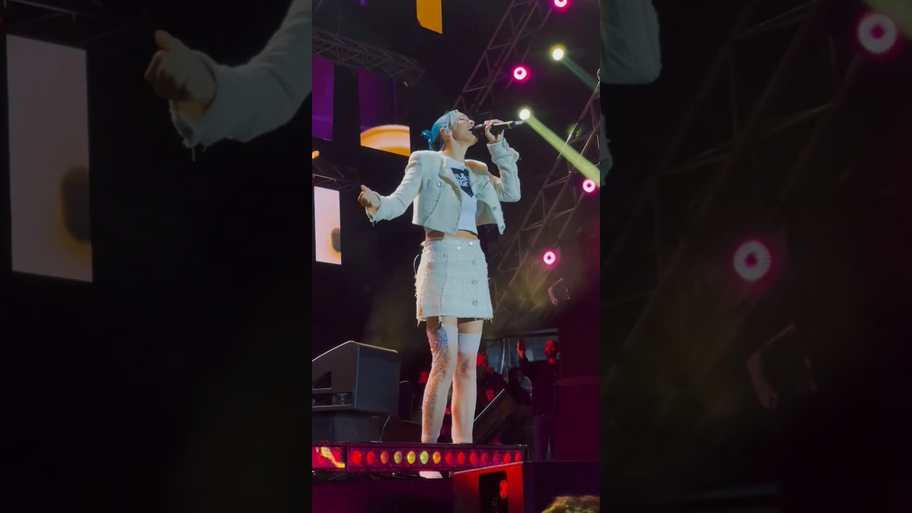 ROSE VILLAIN🌸 - Click boom✨ - Live primo maggio Roma 