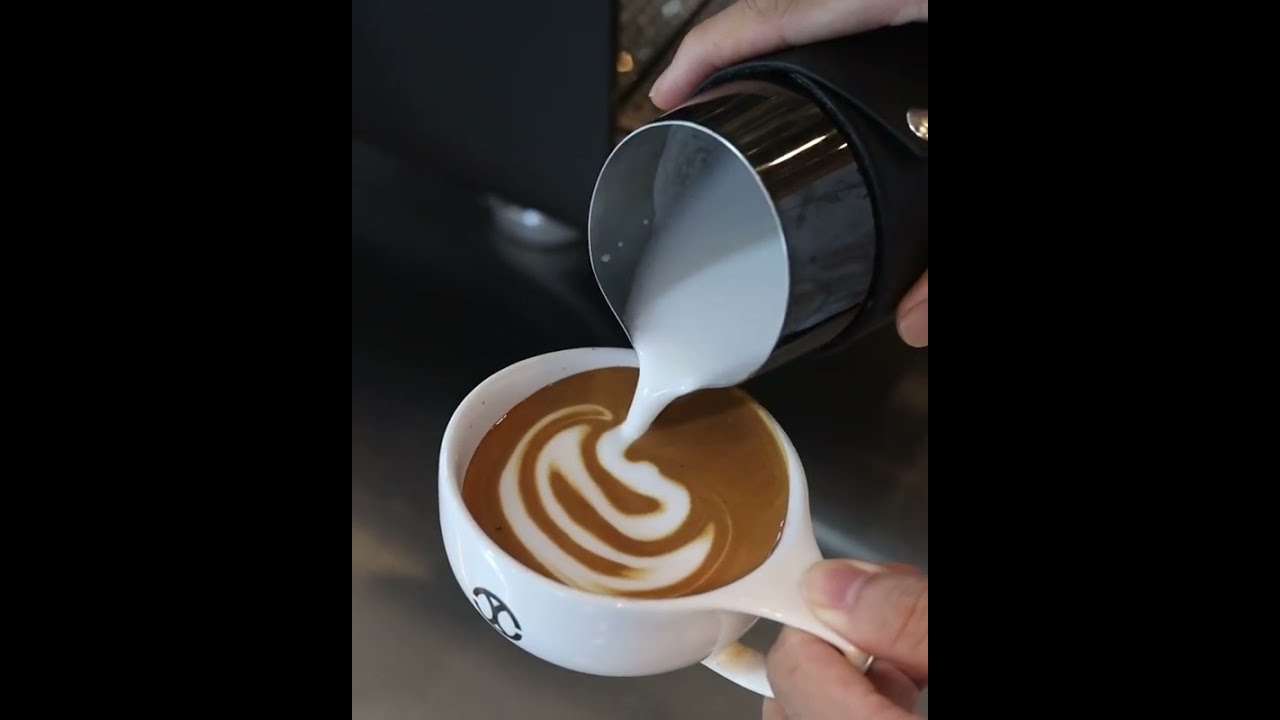 Arte Latte |  Hoja lenta