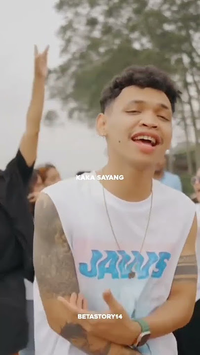 Lirik Lagu Ade pu manis itu mempesona