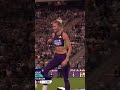 The perfect moment to bring out your best #DiamondLeague 💎 jump of the season 🔥 #BrusselsDL 🇧🇪
