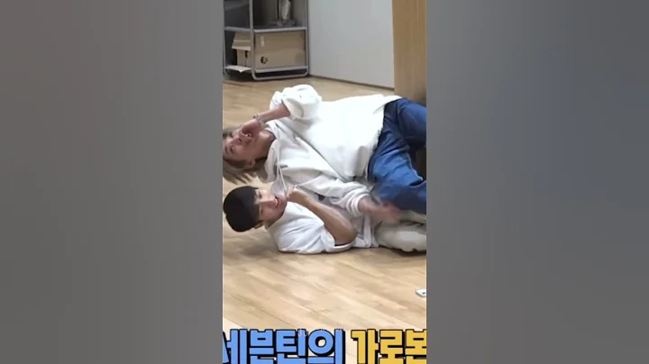 when seoksoo shares the same braincells🤭 #seoksoo #joshua #dokyeom #seventeen #carats #kpop #shorts