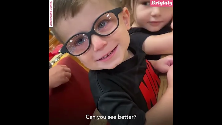 2-year-old tears up after wearing glasses for the first time - DayDayNews