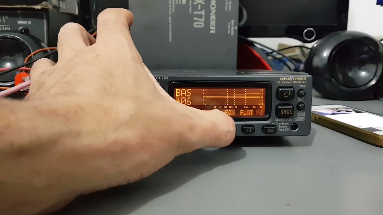 Pioneer KEX-M900 demonstração de funções de áudio