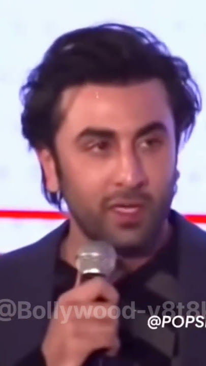 Alia Bhatt and Ranbir Kapoor love towards eachother 😘😘 #love #bollywood #ranbiralia #youtubeshorts