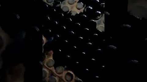 O que passar no piso emborrachado para dar brilho?