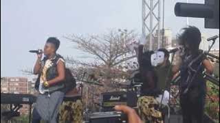 Durban Day 2013 - Toya Delazy pump it up