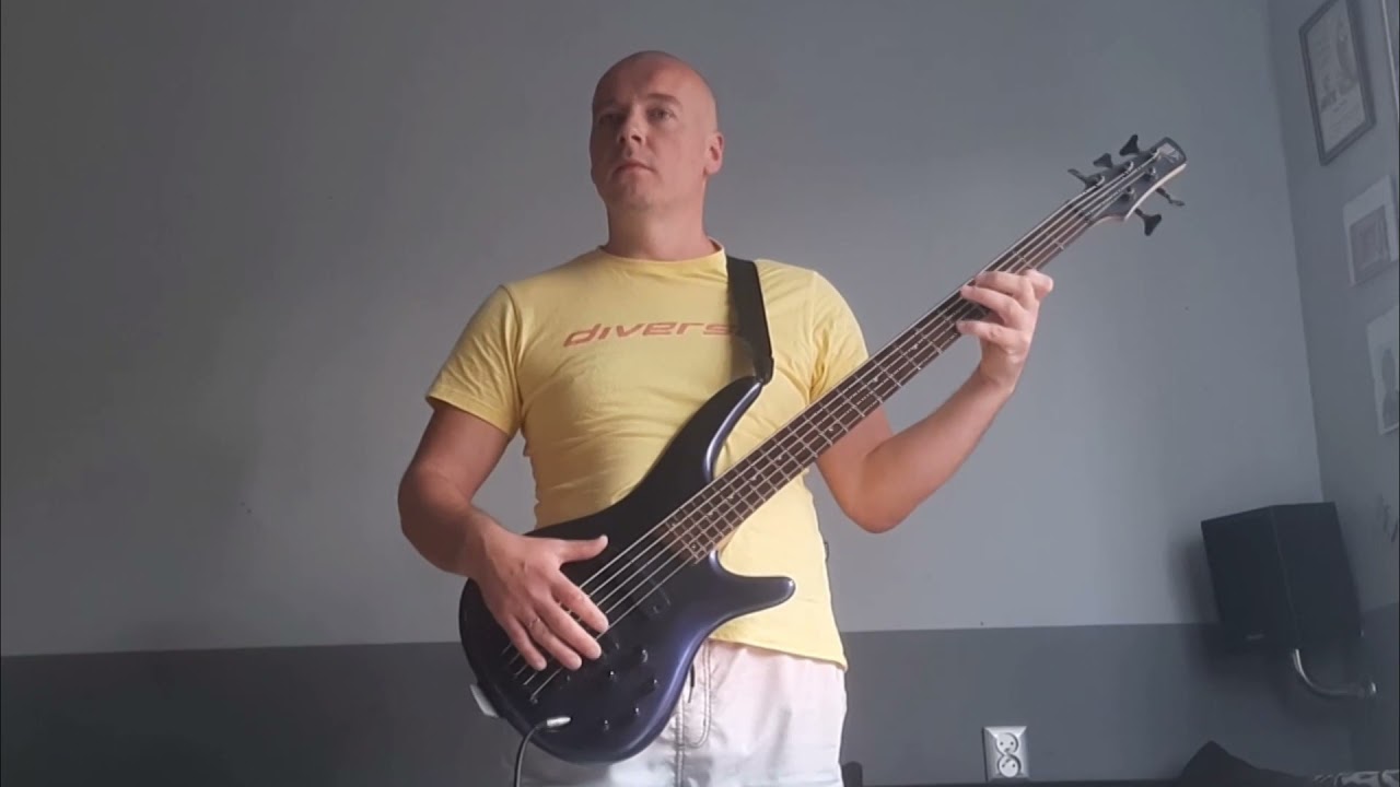 Mrozu - Napad (Poplista Plus Live Sessions) (bass cover)