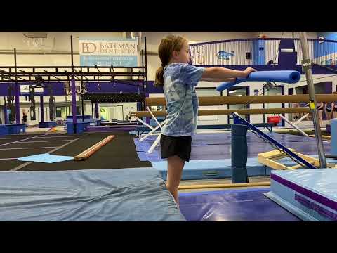 Cast Back Hip Circle Side Station with Coach Victoria
