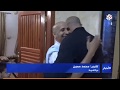 تعرف على قصة ولد الصلاحي وسجانه السابق ستيف في تقرير مراسل التلفزيون العربي عبد الله ممين