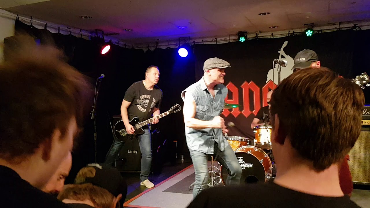 Angus i Kvänum 2 - AC/DC tribute band - 2019 - YouTube