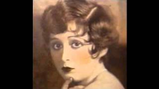 Helen Kane - Hug Me Kiss Me Love Me chords