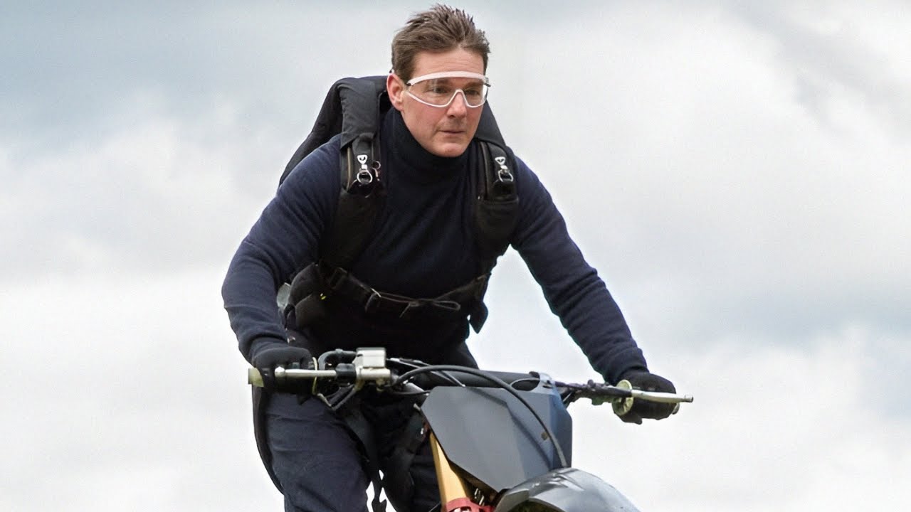 Ethan Hunt Bike Stunt Scene | Mission: Impossible – Dead Reckoning Part One | Hindi Dubbed | HD Clip