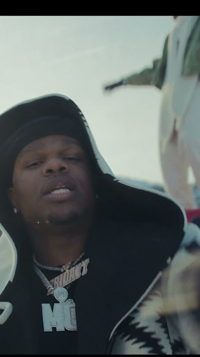 Download lagu The Chainsmokers, Fridayy 'Friday'