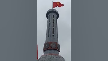 Lễ chào Cờ tại Cột cờ Lũng Cú , Hà Giang