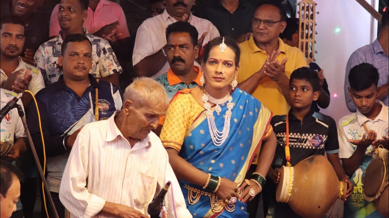 कोण करतं मेकअप? कोण नेसवतं साडी? #shimga  #achara #kokan #villagelife #treditional