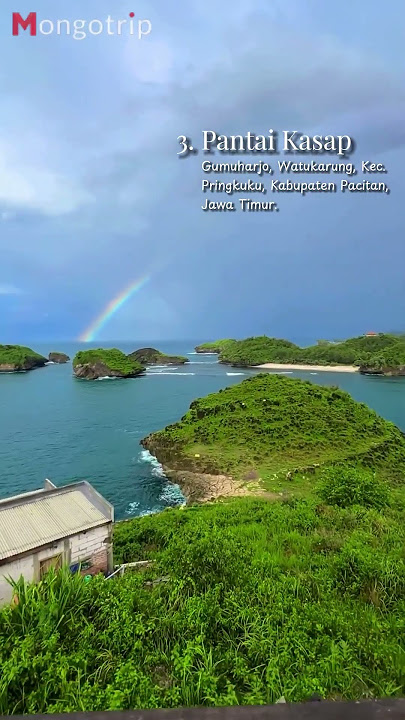 4 Pantai Indah Di Pacitan. Wajib dikunjungi nih! #mongotrip #pantai #pacitan #wisata #jatim