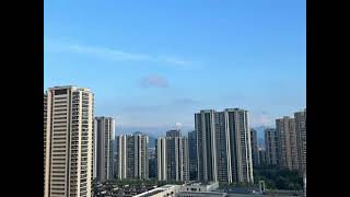 黄子弘凡唱《Turn The Page》中文版,那些喊给天空的话终于找到出口,听完瞬间被治愈🥹 #Turn The Page中文版 #黄子弘凡 #随手拍天空