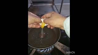 How to Fry an Egg (the extra-crispy method)#shorts