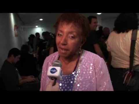 LECI BRANDÃO NA GRAVAÇÃO DO DVD SAMBA SOCIAL CLUBE NO VIVO RIO