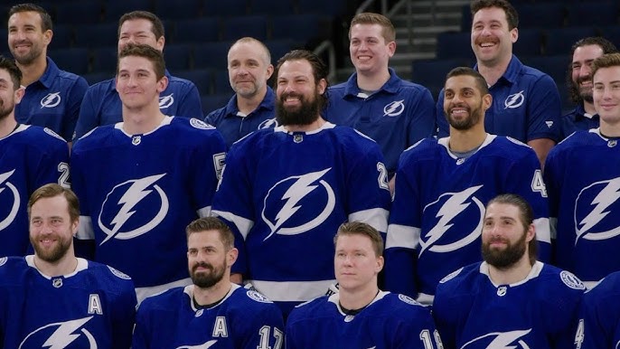 Lightning's Alex Killorn announces 'Dock Talk' T-shirt sale to