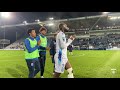La communion des supporters avec les joueurs après AJA-Bastia