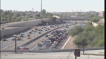 Serious crash causes huge backup on SB Loop 101 in Mesa