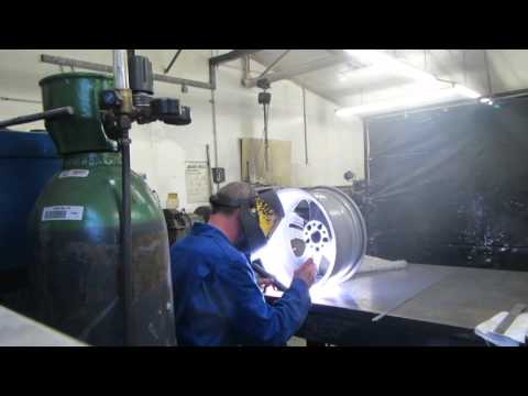 How to weld alloys. Welding cracked alloy wheel. part1