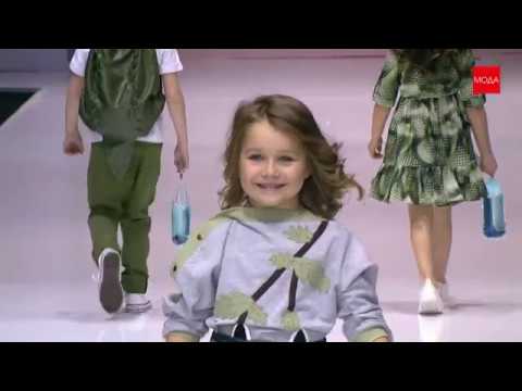 Video: Modna šolska uniforma za dekleta 2019-2020