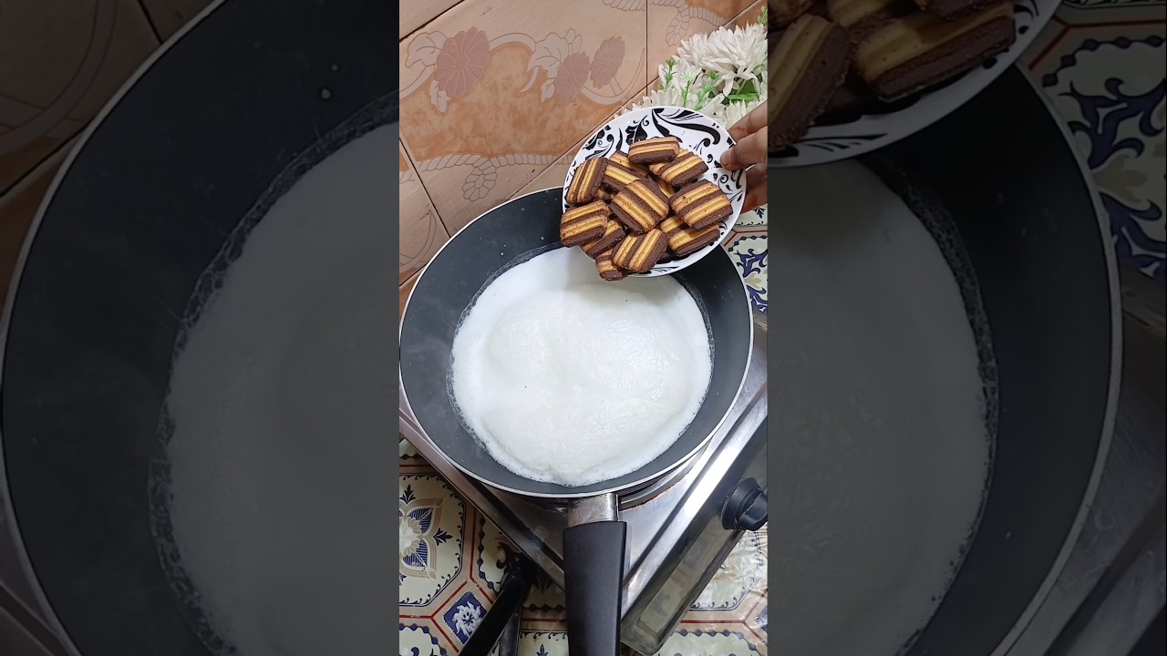 Creamy Chocolate Biscuit Ice Cream Recipe | Easy No-Churn Homemade Dessert with Milk & Biscuits