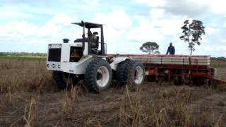 Muller TM 14 plantando soja